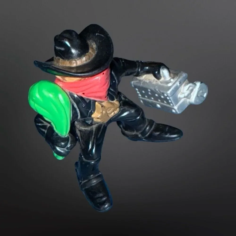 1996 Fisher-Price Great Adventures Outlaw Cowboy Figure Green Bag Locked Box A20